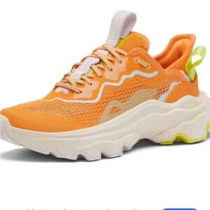 Sorel Sneakers in orange size 7